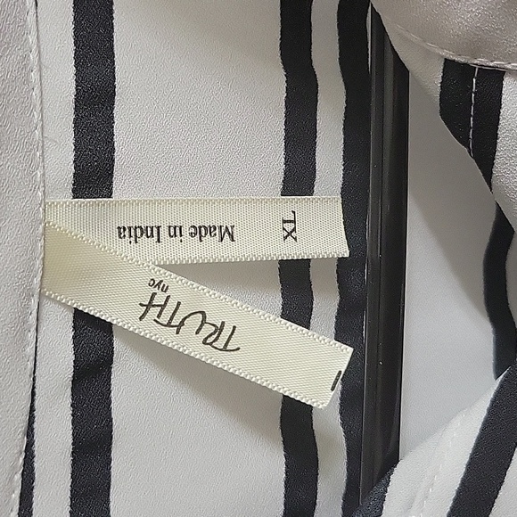 White and Black Striped Blouse - Picture 2 of 7